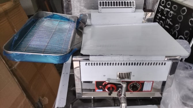 18L Gas Deep Fryer wt Temperature Control