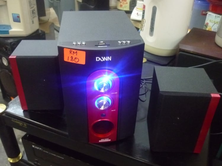 Dunn 2.1 Channel 1400W Speaker